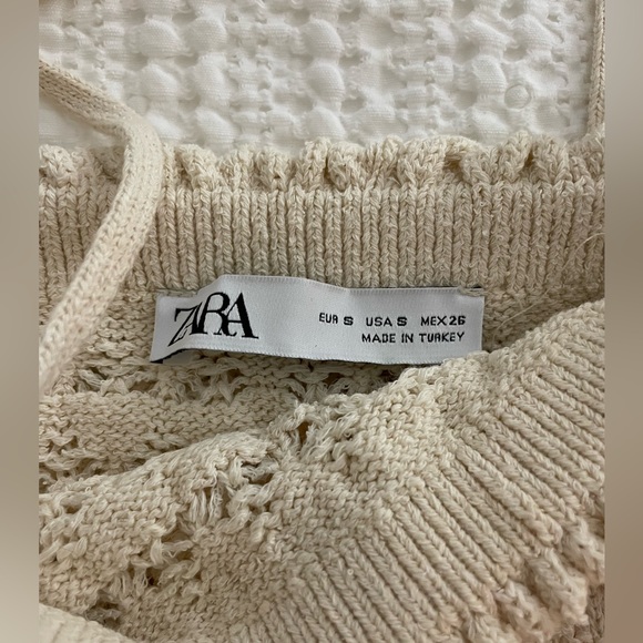 Zara Ruffled Knit Dress - Picture 3 of 3